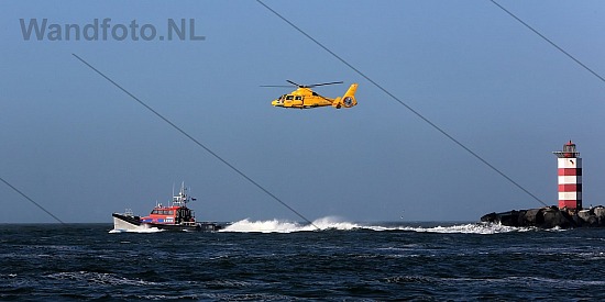 Reddingboot Nh1816 arriveert in IJmuiden, Noordzee - Buitenhaven