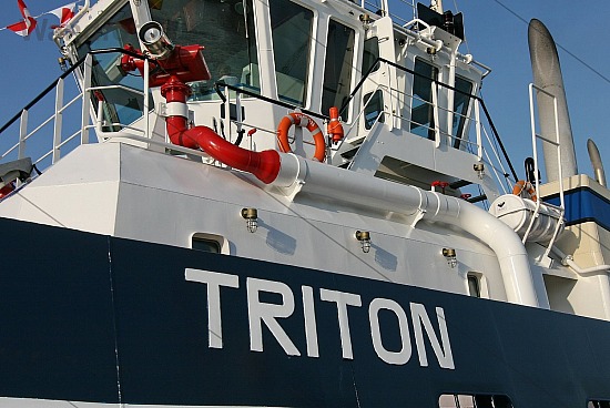 Aankomst nieuwe sleepboot Triton, Loggerkade, IJmuiden