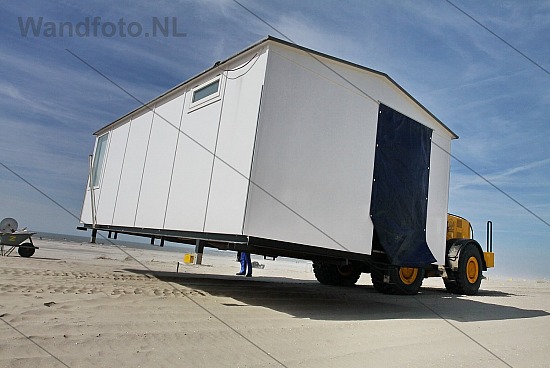 Transport strandhuisjes Kennemerstrand - Grote Strand IJmuiden