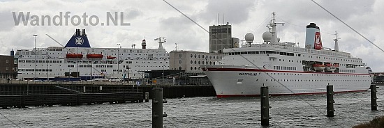 Cruisekade, IJmuiden
Cruiseschip Deutschland bij de Felison Term