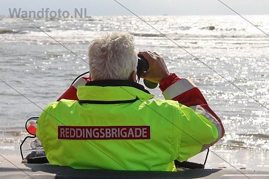 Zoeken naar catamaranzeilers in nood IJmuiden, IJmuiden aan Zee