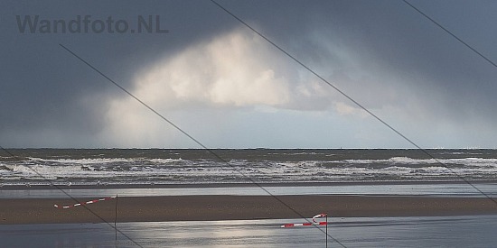 Dreigend weer aan de kust, IJmuiden aan Zee