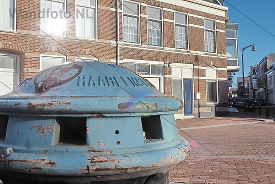 Kanaalstraat, IJmuiden | 
Oude kaapstander sluizen | 
FotoKvL /