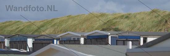 Einde zomerseizoen strandhuisjes gaan van het strand