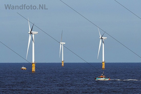 Windmolenpark Prinses Amalia, IJmuiden | 
Met DFDS naar windmole
