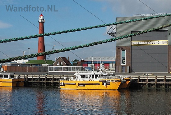 Loggerkade, IJmuiden
Tender windcat-7
FotoKvL / Ko van Leeuwen
k