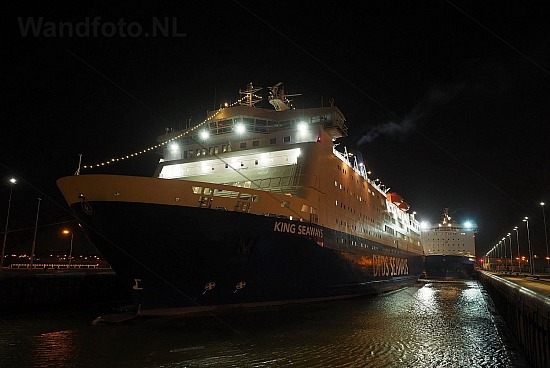31-12-2015 - DFDS-Ferries naar Amsterdam voor Nieuwjaarsvoering