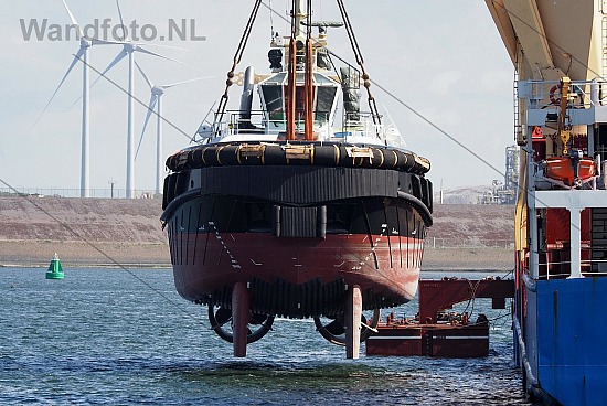 Nieuwe sleepboot Jupiter, Monnickendamkade, IJmuiden