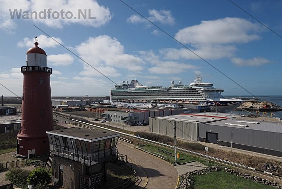 Maiden Call Cruiseschip Azura, Felison Cruise Terminal, IJmuiden