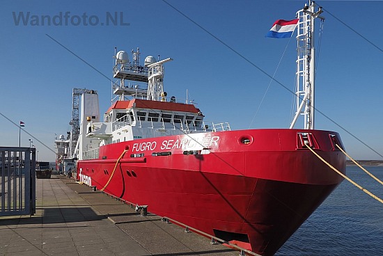Geophisical survey vessel Fugro Seacher, Cruisekade, IJmuiden (F
