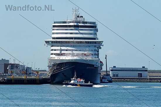Cruiseschip Nieuw Statendam, Felison Cruise Terminal, IJmuiden