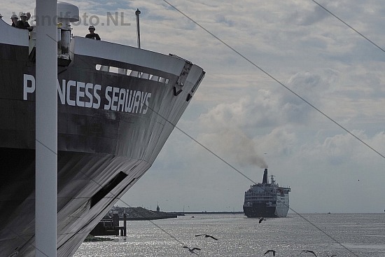 Eerste afvaart cruiseferry King Seaways na 4 mnd corona-stop