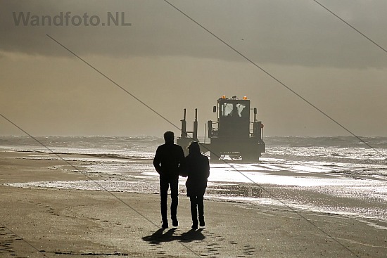 Viskotter IJM-22 vastgelopen, Strand, Zandvoort (FotoKvL/23-11-2