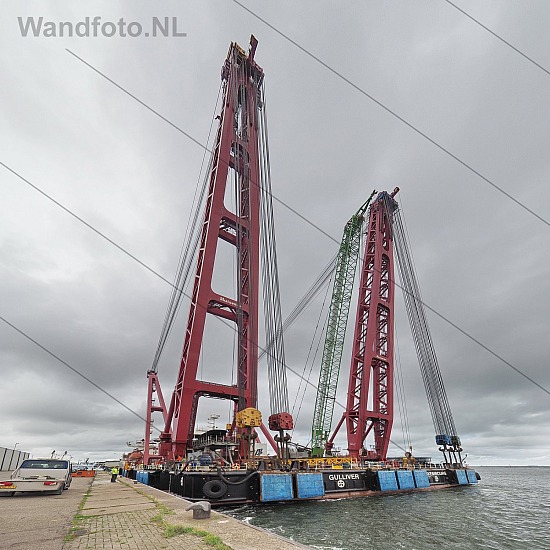 Heavy Lift Vessel Gulliver, Leonarduskade, IJmuiden