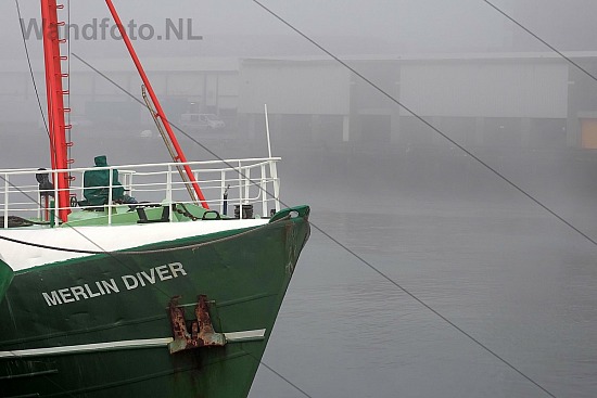 Vishal in de mist, Halkade, IJmuiden (FotoKvL/21-11-2022)