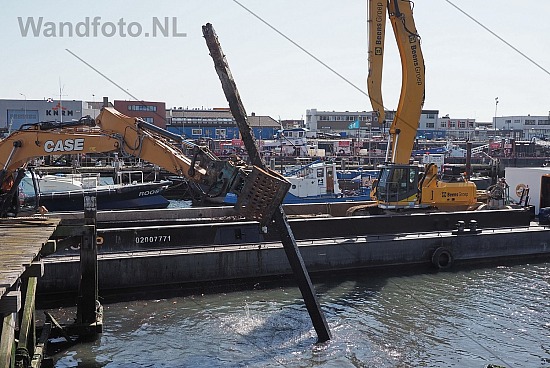 Verwijderen steiger dagvissers, Vissershaven - Viskade, IJmuiden