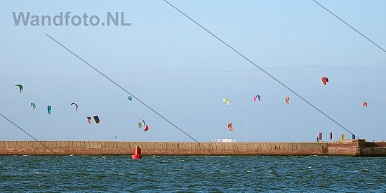 Kitesurfers, Noordstrand, Velsen-Noord
