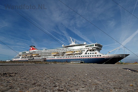 Cruiseschip Balmoral, Felison Cruise Terminal, IJmuiden (FotoKvL