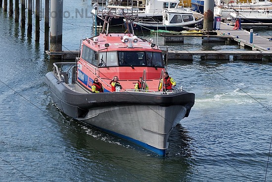 KNRM-Reddingboot Nh1816 Kwelderpad Marina Seaport IJmuiden