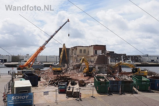 Slopen, Kantoor Staatsvissershavenbedrijf, IJmuiden (FotoKvL/12-