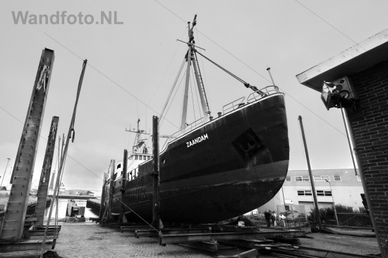 Scheepshelling van Laar, IJmuidenKorpsschip Zaandam van Zeekade