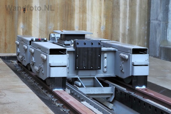 Inhijsen rijdekken bovenrolwagen