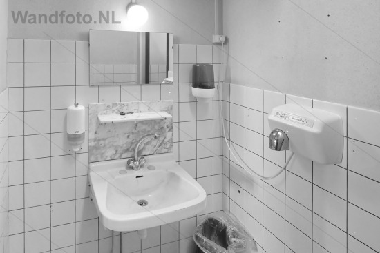 Toilettenfoto-2-JB--20833-bw.JPG