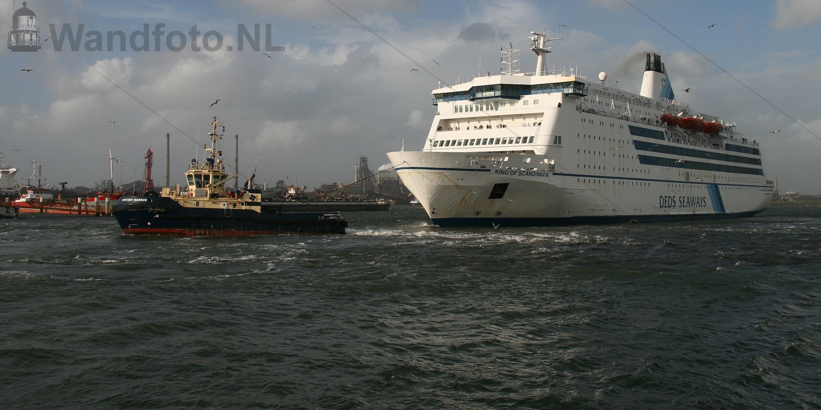 Cruiseferry King of Scandinavia verlaat de Felison Terminal in