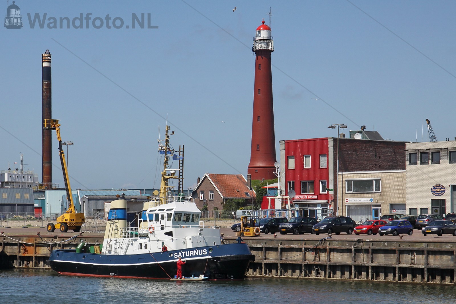 Sleepboot Saturnus in de Haringhaven