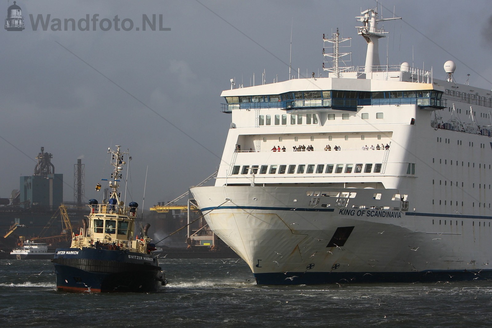 Cruiseferry King of Scandinavia verlaat de Felison Terminal in