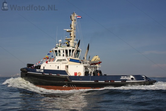Aankomst nieuwe sleepboot Triton