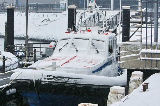 Sneeuw in het havengebied