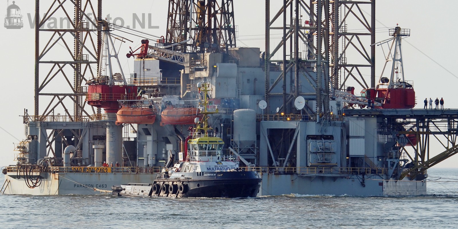 Aankomst booreiland Paragon C483 Zuidpier