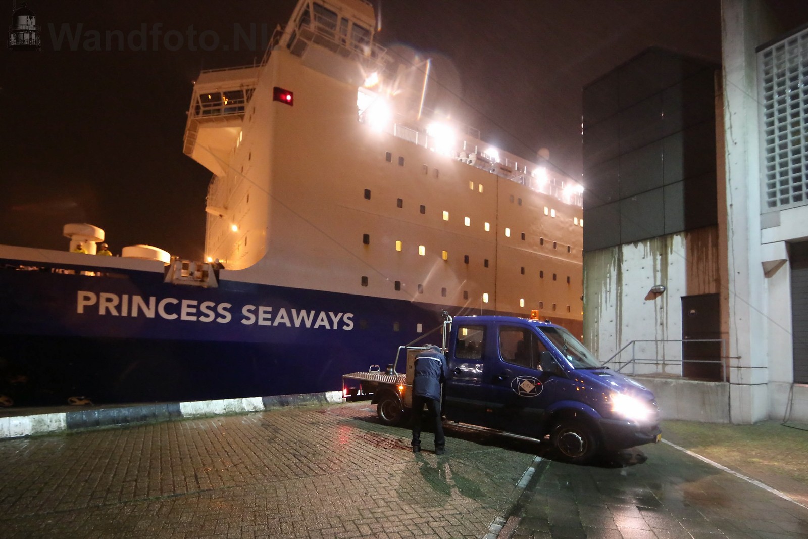 NoordersluisTwee DFDS-ferries in de Noordersluis voor Oud en Ni