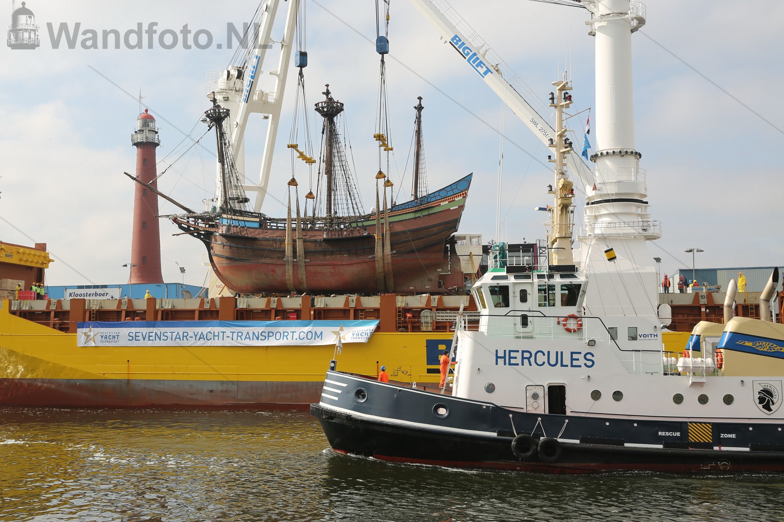 Lossen van VOC-replica de Halve Maen