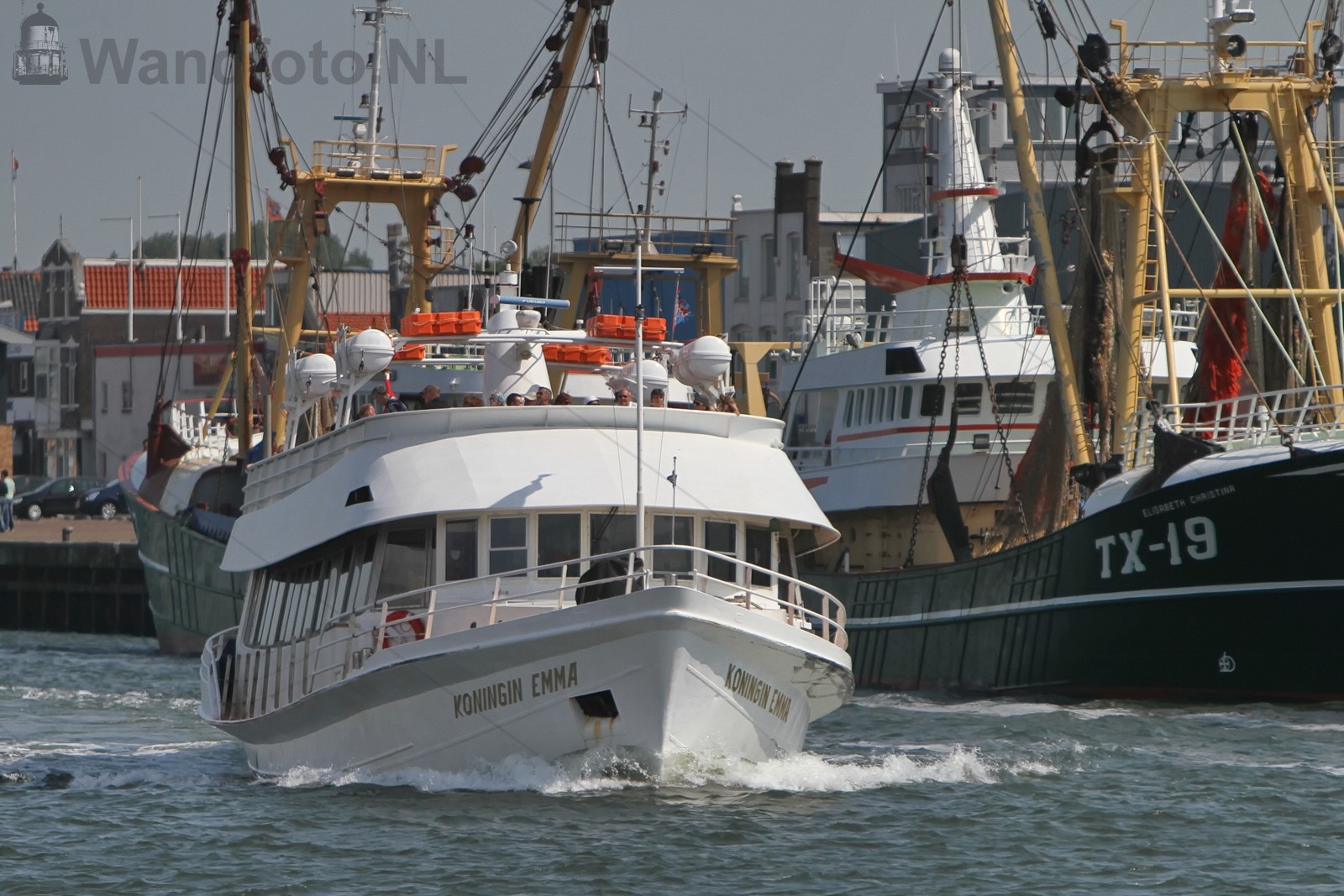 Rondvaartboot Koningin Emma