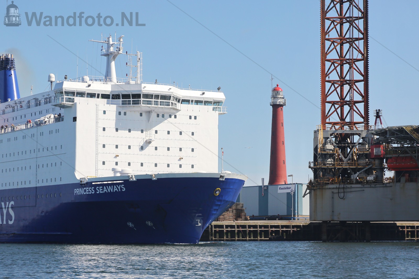 Cruisefery Princess Seaways vertrekt naar zee
