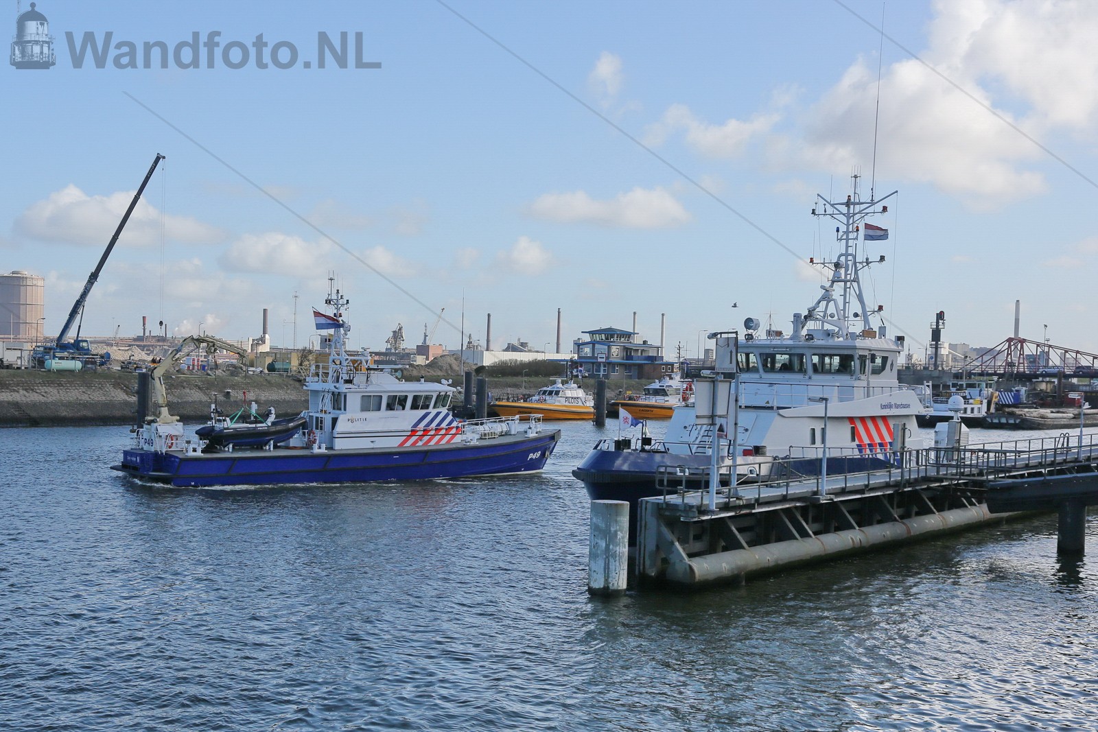 Vaartuigen politie en Koninklijke Marechaussee