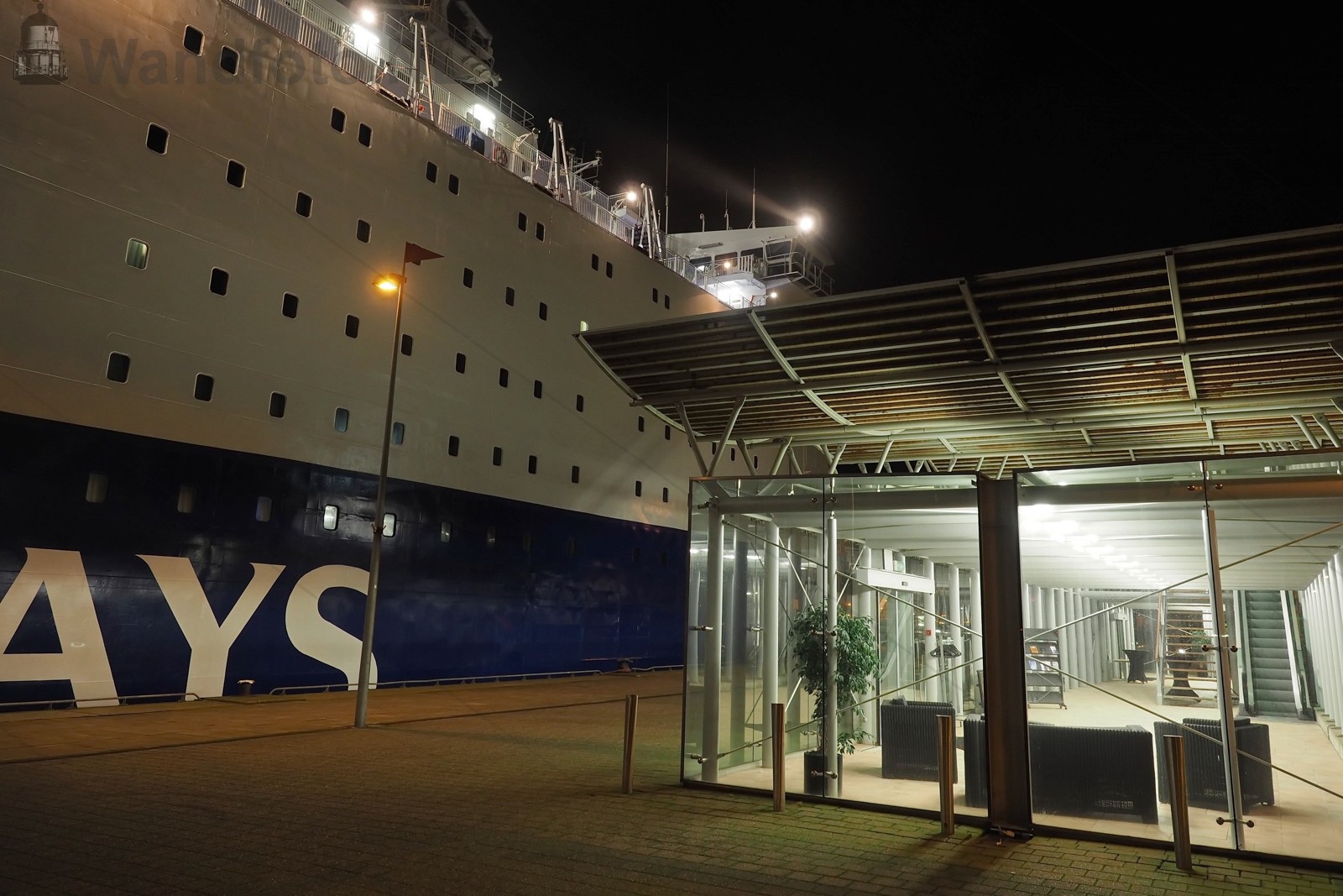 Felison Terminal - Cruisekade | DFDS-ferries naar Amsterdam om
