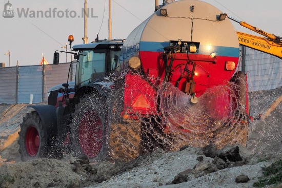 Middensluiseiland |
Sproeien werkweg |