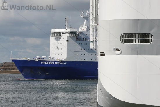 --aspectratio, --bedrijven en organisaties, --bedrijven en organisaties--havengerelateerde bedrijven, --datums, --maritieme fotografie, --nld-landcode, --soort-foto, --transport-scheepvaart, --transport-scheepvaart-rederijen, --transport-transport, -3x2, 2014-jaar, 201406, 20140630, FotoKvL, Wandfoto-NL, europa-continent, fct, felison cruise terminal, horizontale foto, ijmond-regio, ijmuiden-plaats, inci-no, kennemerland-regio, kvsa, liggende foto, nederland-land, noord-holland-provincie, rederij dfds seaways, rederij msc, upload-20260526, velsen-gemeente