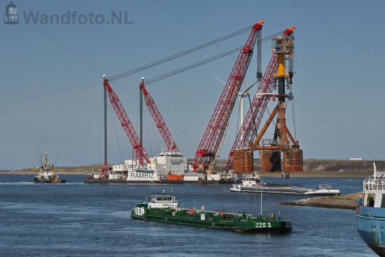 Vertrek kraanplatform Rambiz