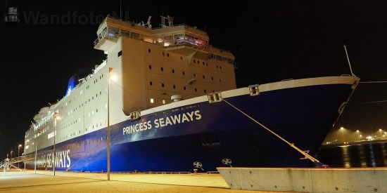 Felison Terminal - Cruisekade |
DFDS-ferries naar Amsterdam om