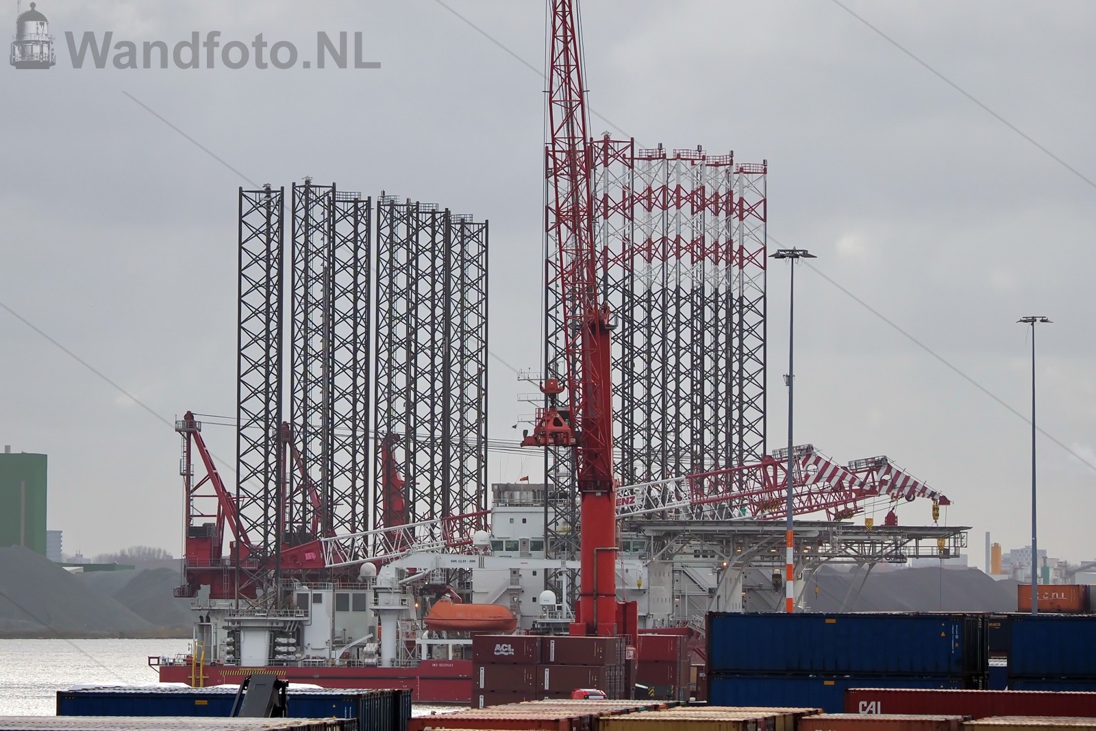 Drie Offshore Support Vessels van Seajacks