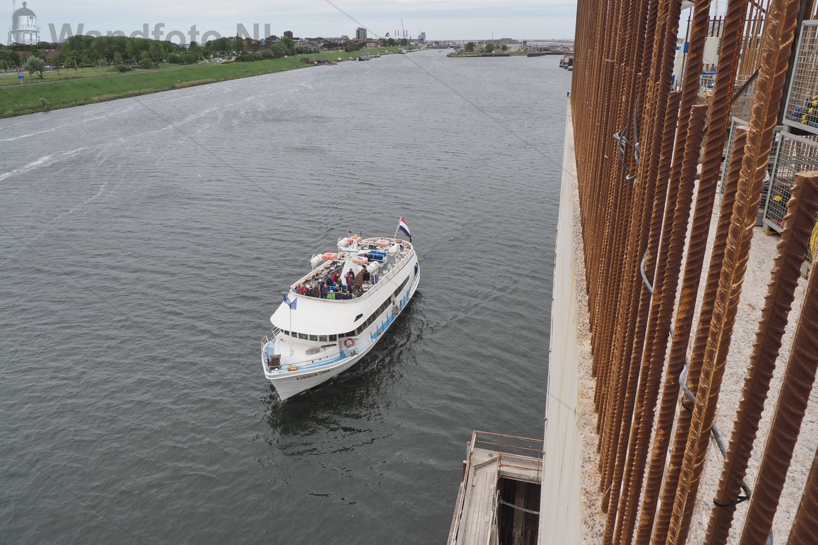 Rondvaartboot Koningin Emma