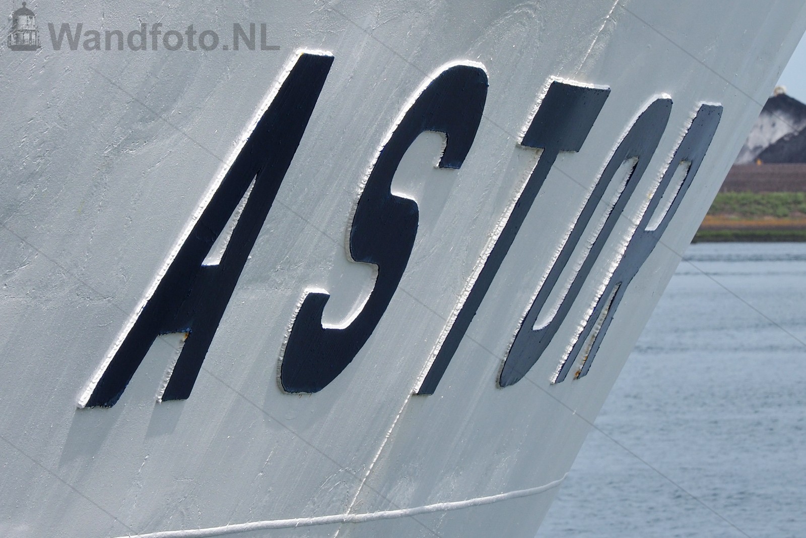 Cruiseschip Astor aan de Cruisekade
