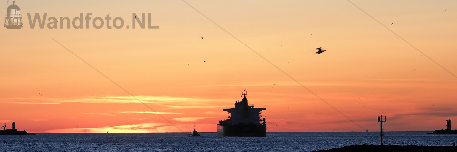 De bulkcarrier Medi Zuoz uitgaand