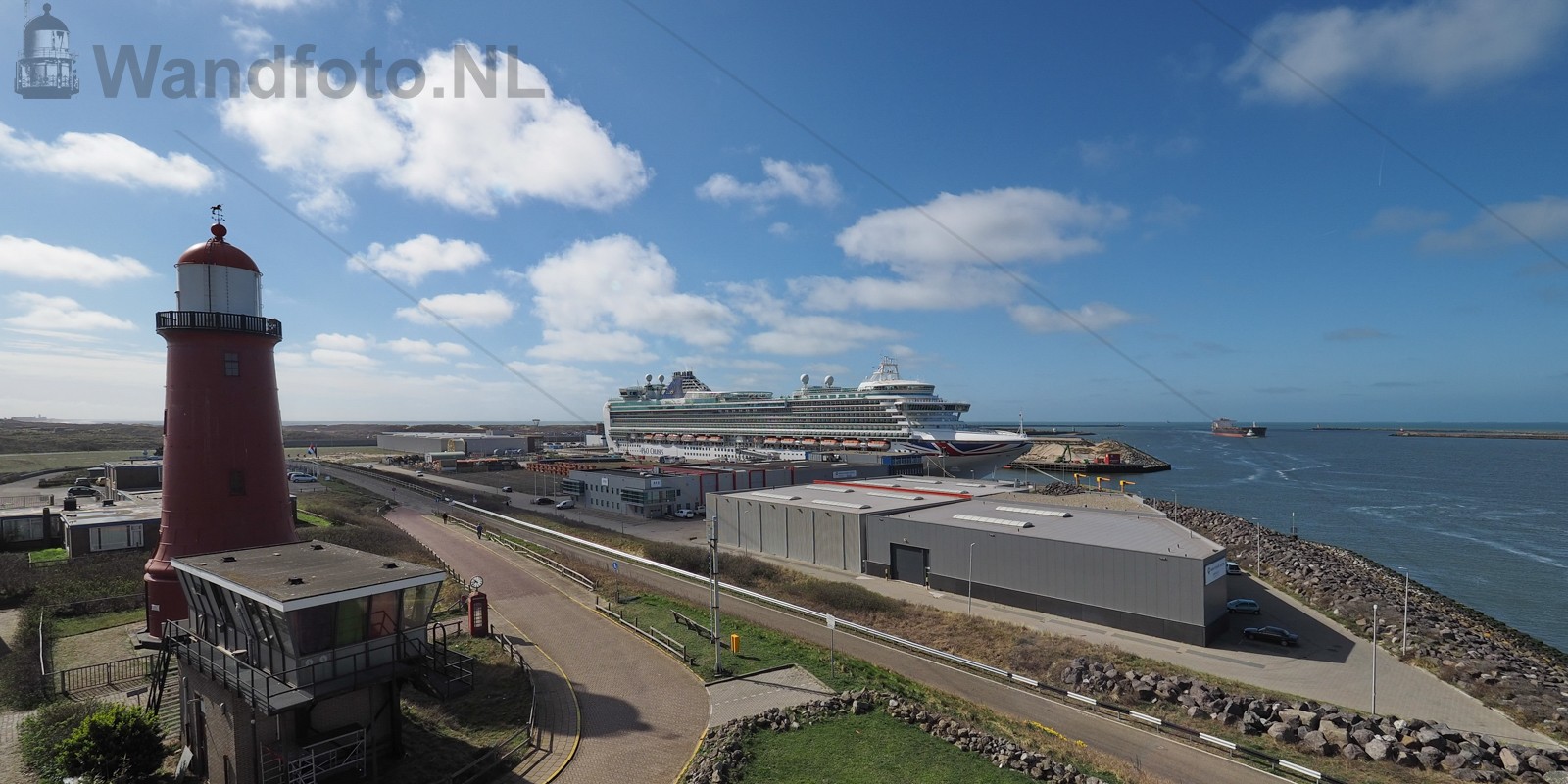 Maiden Call Cruiseschip Azura