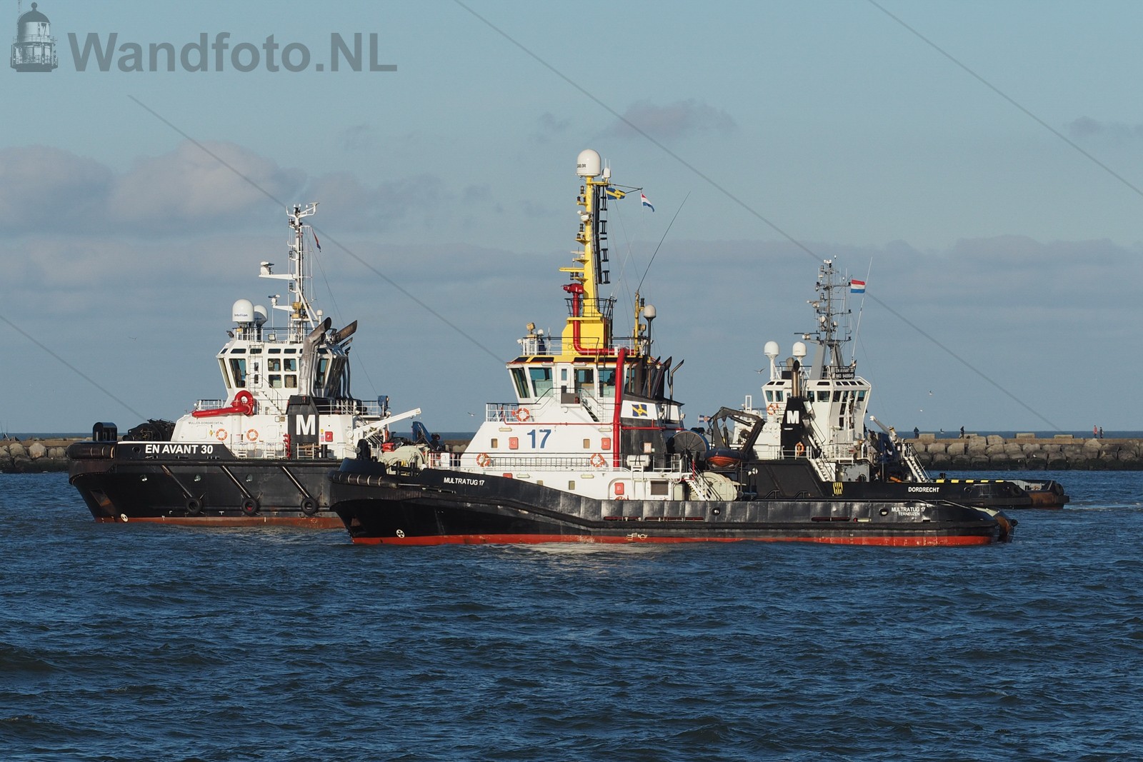 Booreiland Prospector 1 vertrekt naar zee