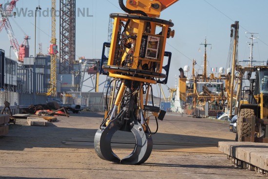 Kraanopbouw platform Wavewalker 1